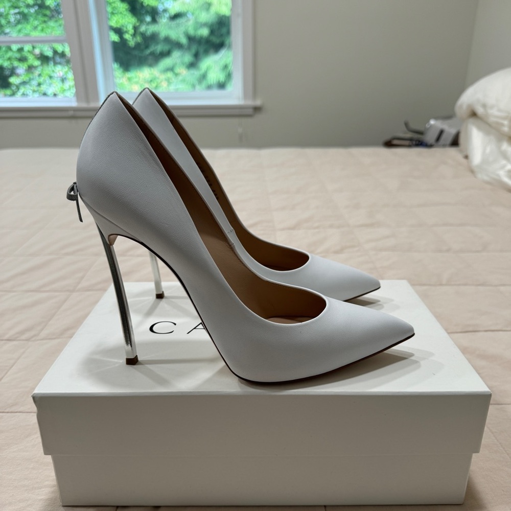 Casadei Blade Leather Pumps size 40.5